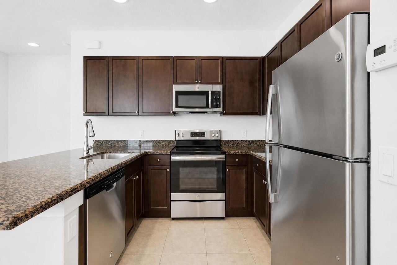 6044 Curie Pl - Photo 4 of 23