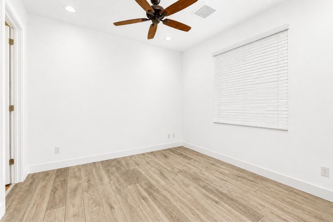 6044 Curie Pl - Photo 6 of 23