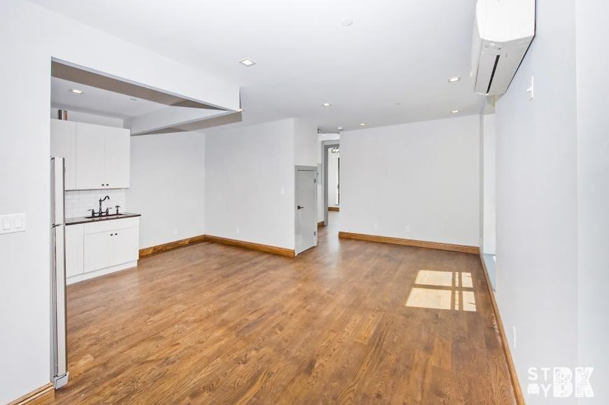 599 Myrtle Ave - Photo 3 of 10