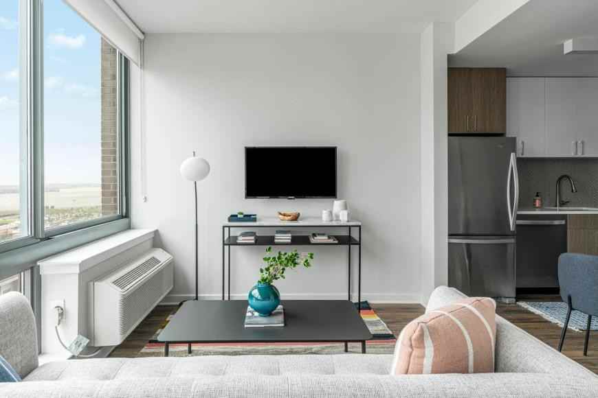 235 Grand St - Photo 7 of 10