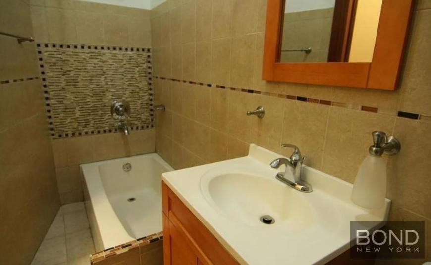100 Cornelia St - Photo 5 of 5