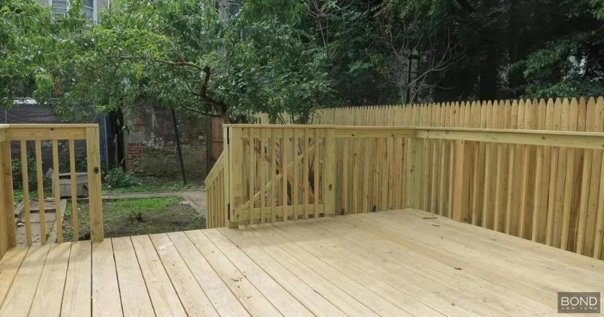 1410 Jefferson Ave - Photo 2 of 6