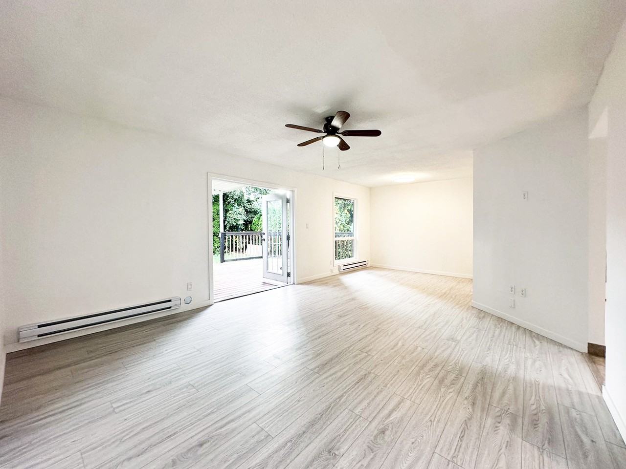 20824 52A Avenue - Photo 2 of 27
