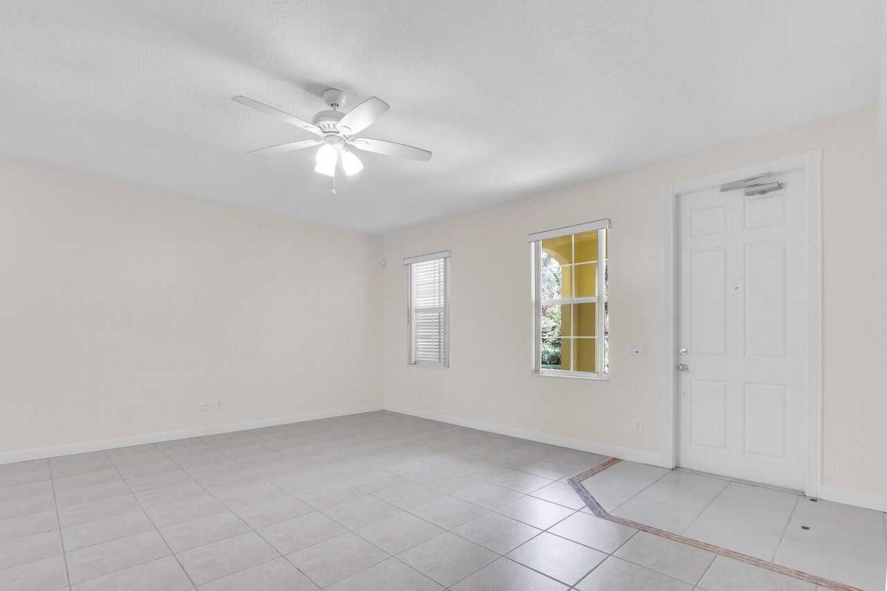 3183 E Community Dr - Photo 6 of 45