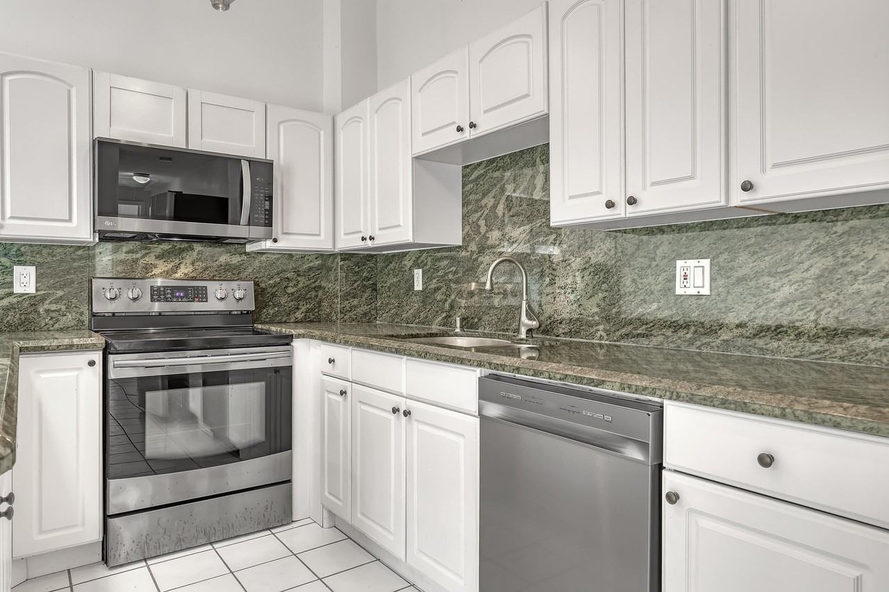 1279 Periwinkle Pl - Photo 5 of 25