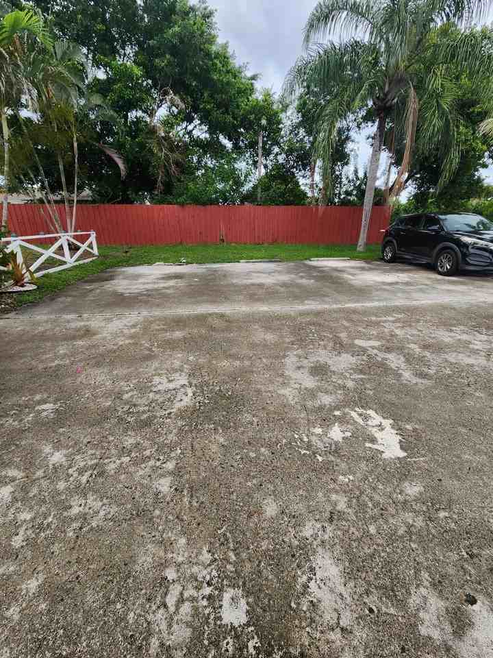 2167 Laura Ln #A - Photo 5 of 37