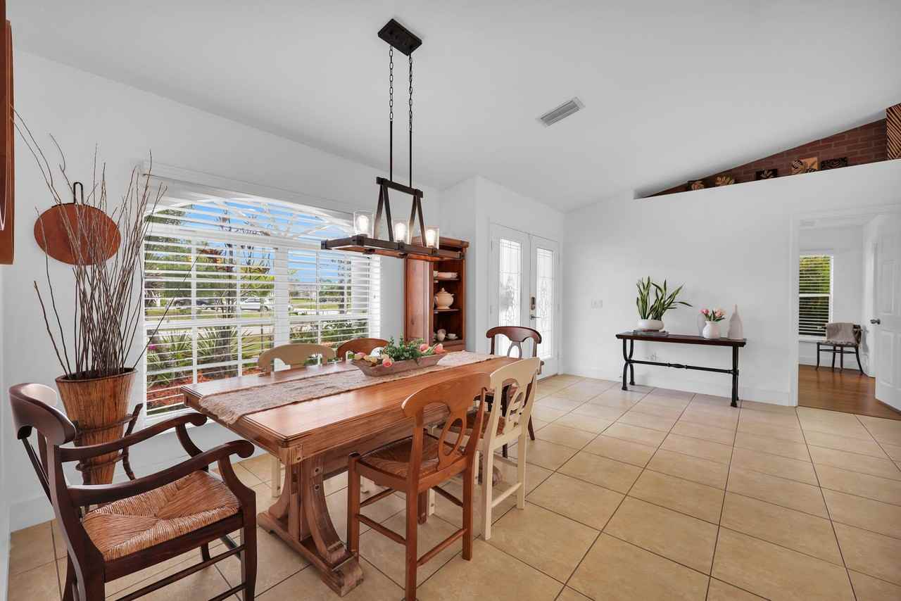 2644 Sw Fairgreen Rd - Photo 6 of 27