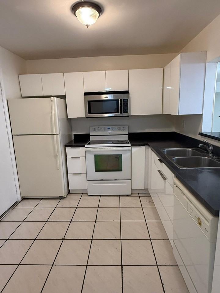 404 Nw 68th Ave #206