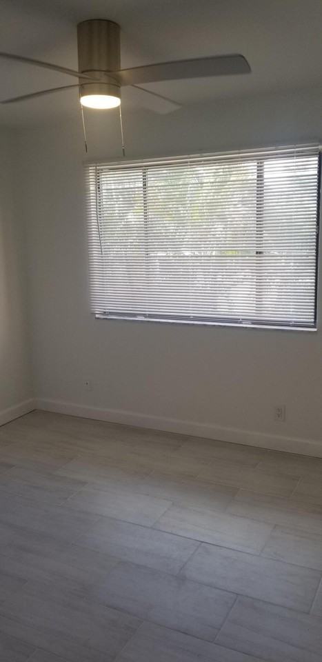 139 Sparrow Dr #3G - Photo 7 of 17