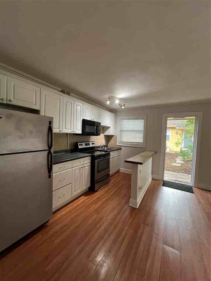 1333 Ne 5th Ter #9