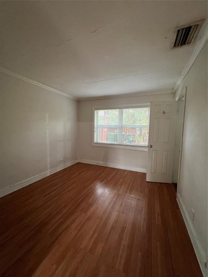1333 Ne 5th Ter #9 - Photo 5 of 17