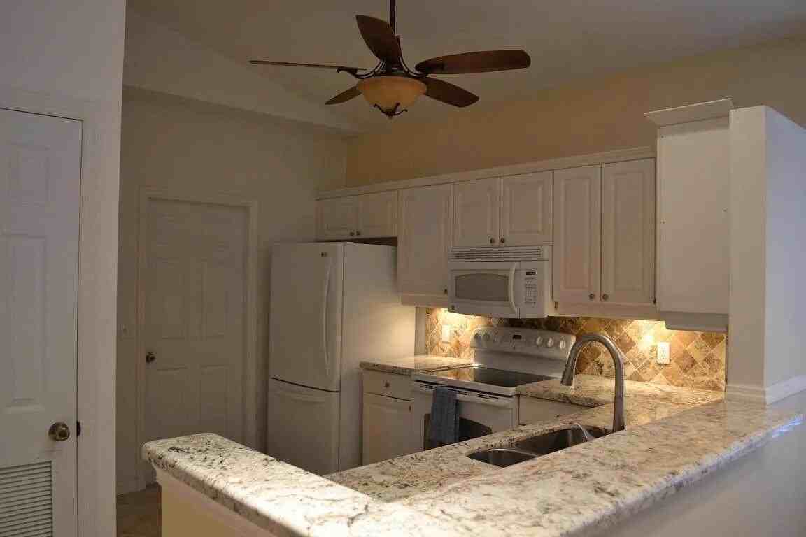 7916 Se Sugar Pines Way - Photo 4 of 24