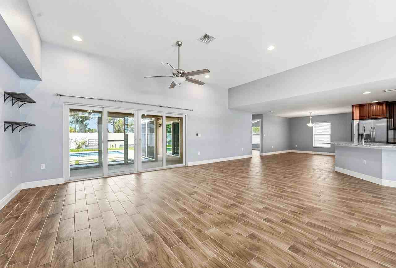 1280 Sw Kalevala Dr - Photo 5 of 36