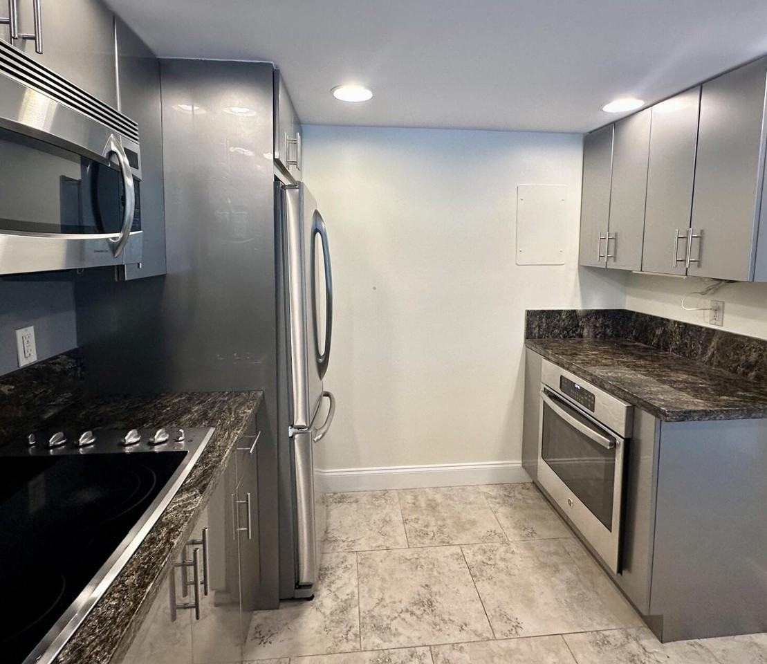1800 N Andrews Ave #2A - Photo 3 of 28