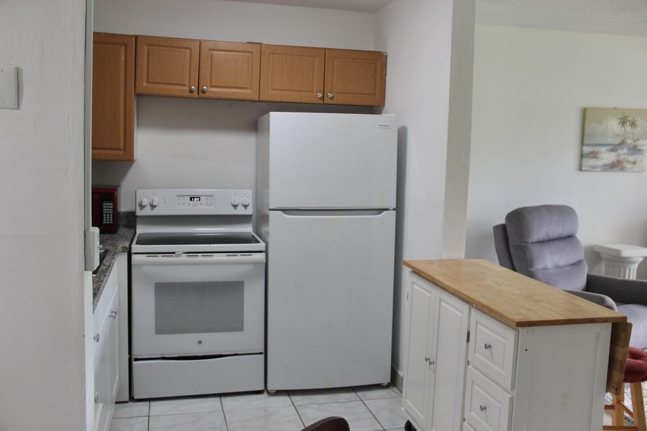 175 Canterbury H #175 - Photo 7 of 16