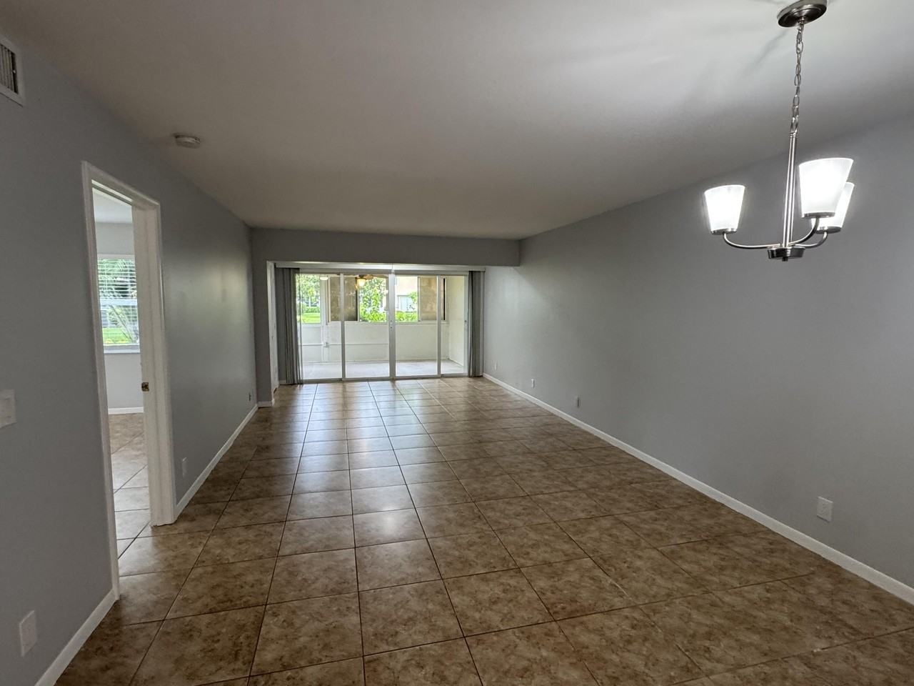 1100 Boxwood Dr #101 - Photo 6 of 25