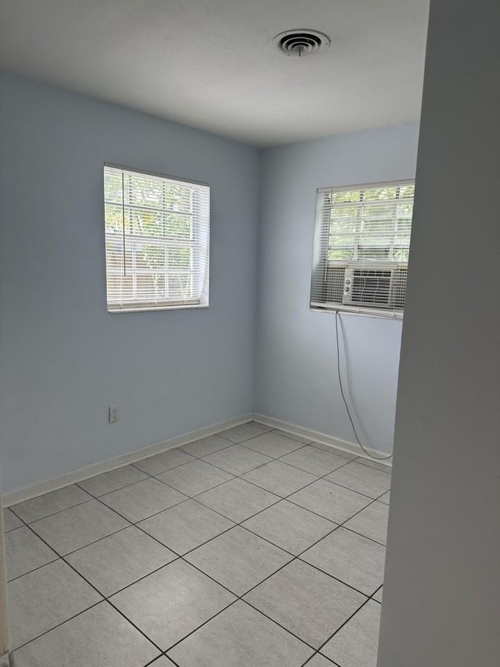 3194 Prince Dr #3196 - Photo 7 of 14