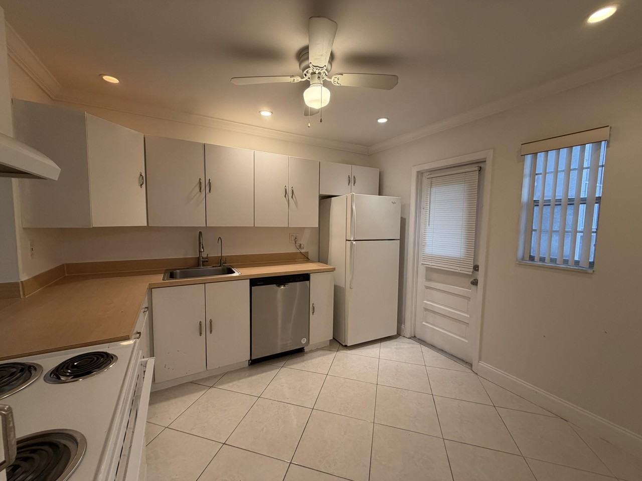 8141 Sw 24th Ct #106 - Photo 2 of 13
