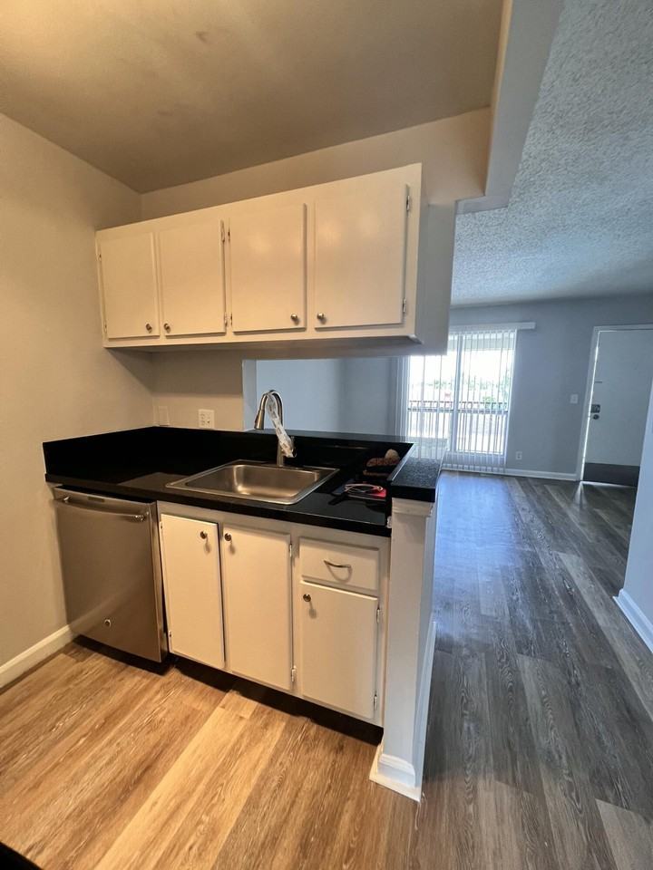1500 N Congress Ave #A321 - Photo 6 of 19