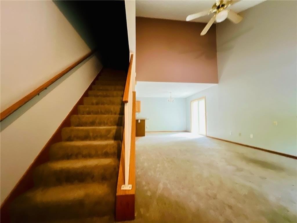 15256 Lesley Ln - Photo 4 of 6