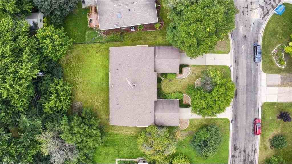 3308 Roosevelt Ct Ne - Photo 5 of 7