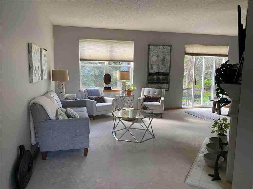 16768 39th Ave N - Photo 2 of 13