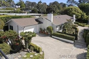 featured image of 445 Avenida Primavera