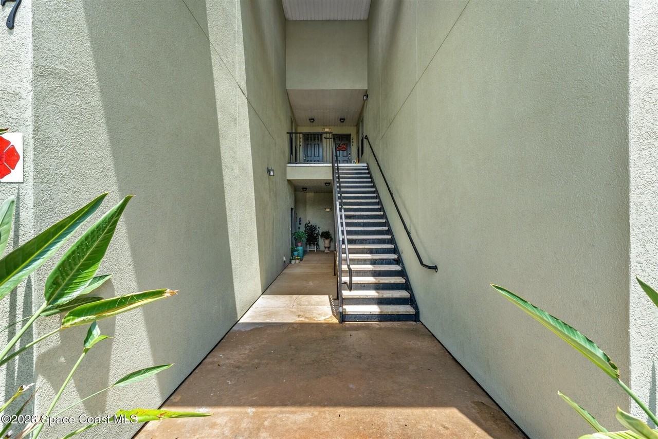 4037 Meander Pl #205 - Photo 5 of 31