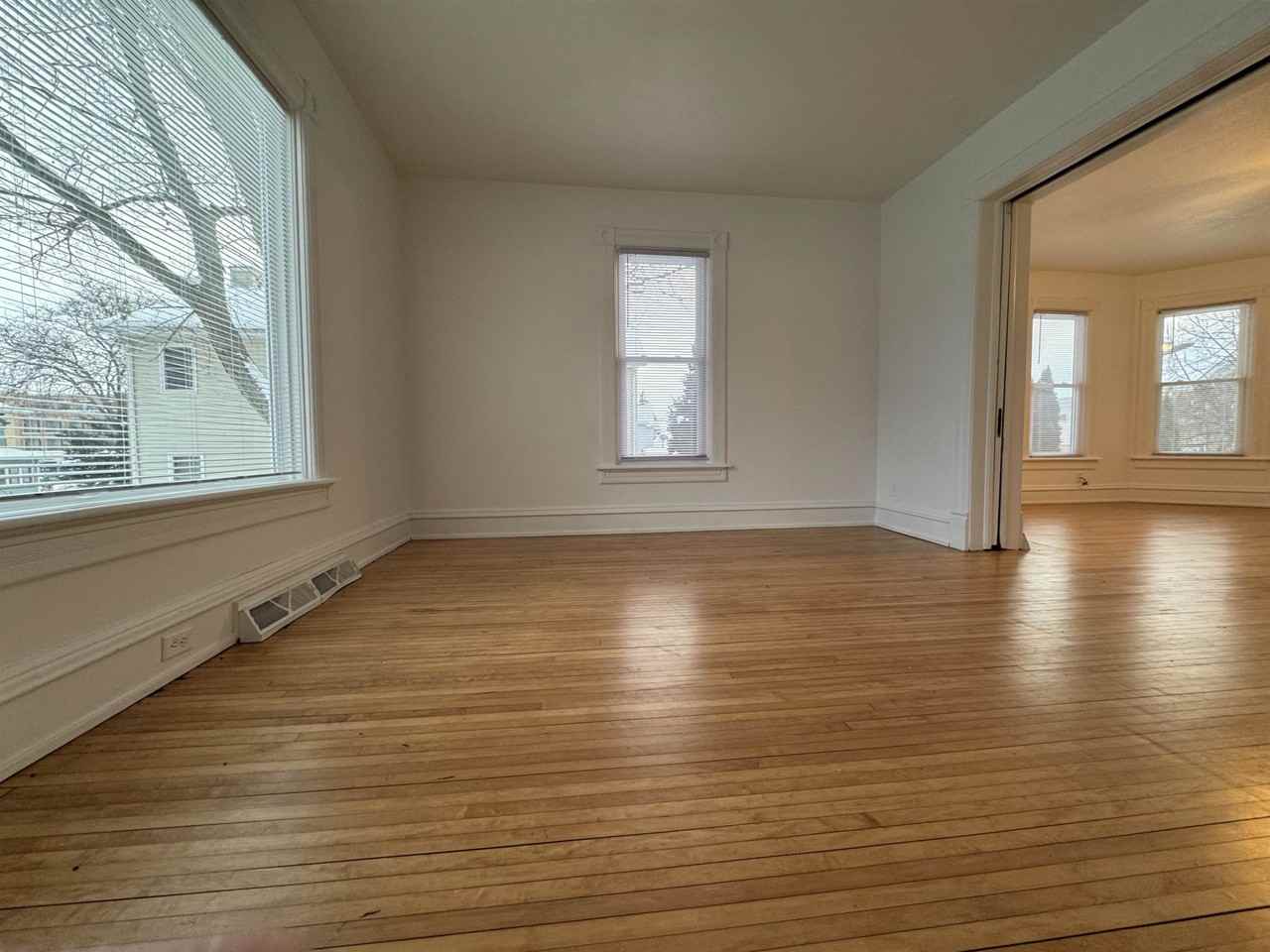 122 North St - Photo 7 of 32