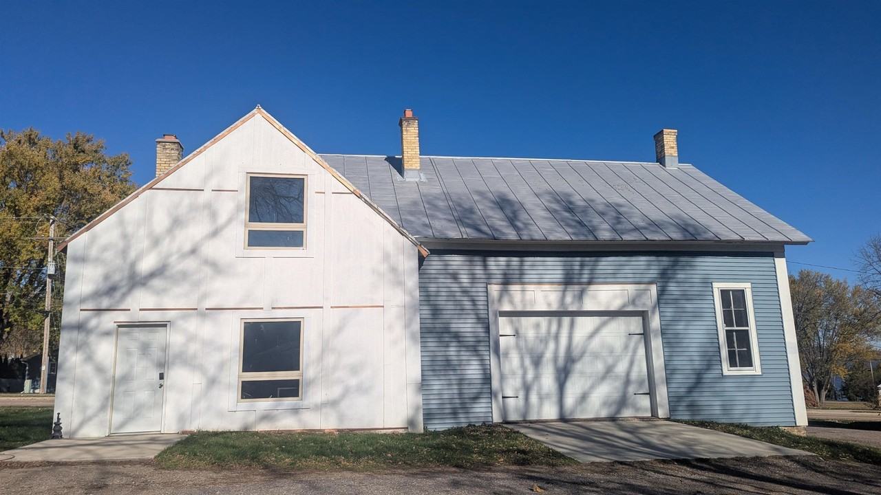 170 E Main St - Photo 5 of 28