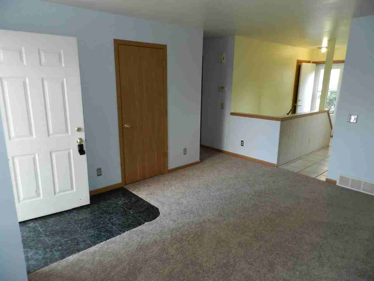 4013 Claire St - Photo 2 of 20