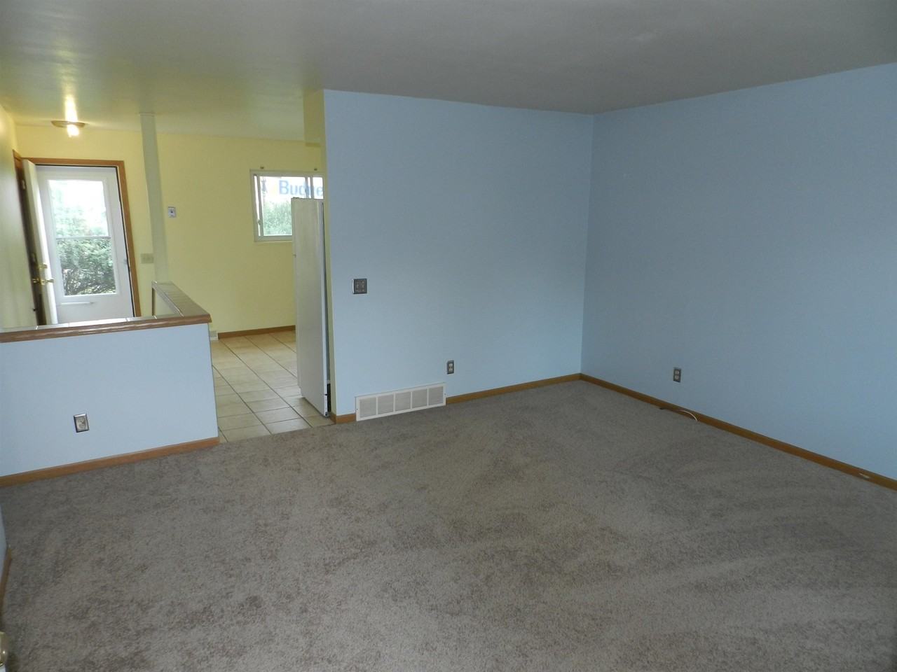 4013 Claire St - Photo 3 of 20