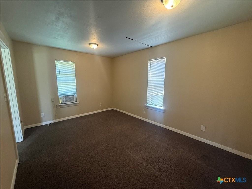 302 S Burleson St #1-2 - Photo 4 of 6