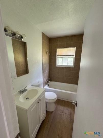 1410 Mulford St - Photo 6 of 6