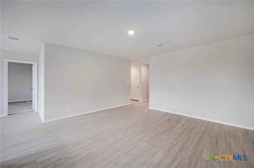 2808 Rosefinch - Photo 3 of 6