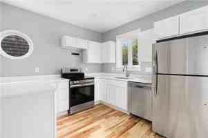 featured image of 427 Spring St #1