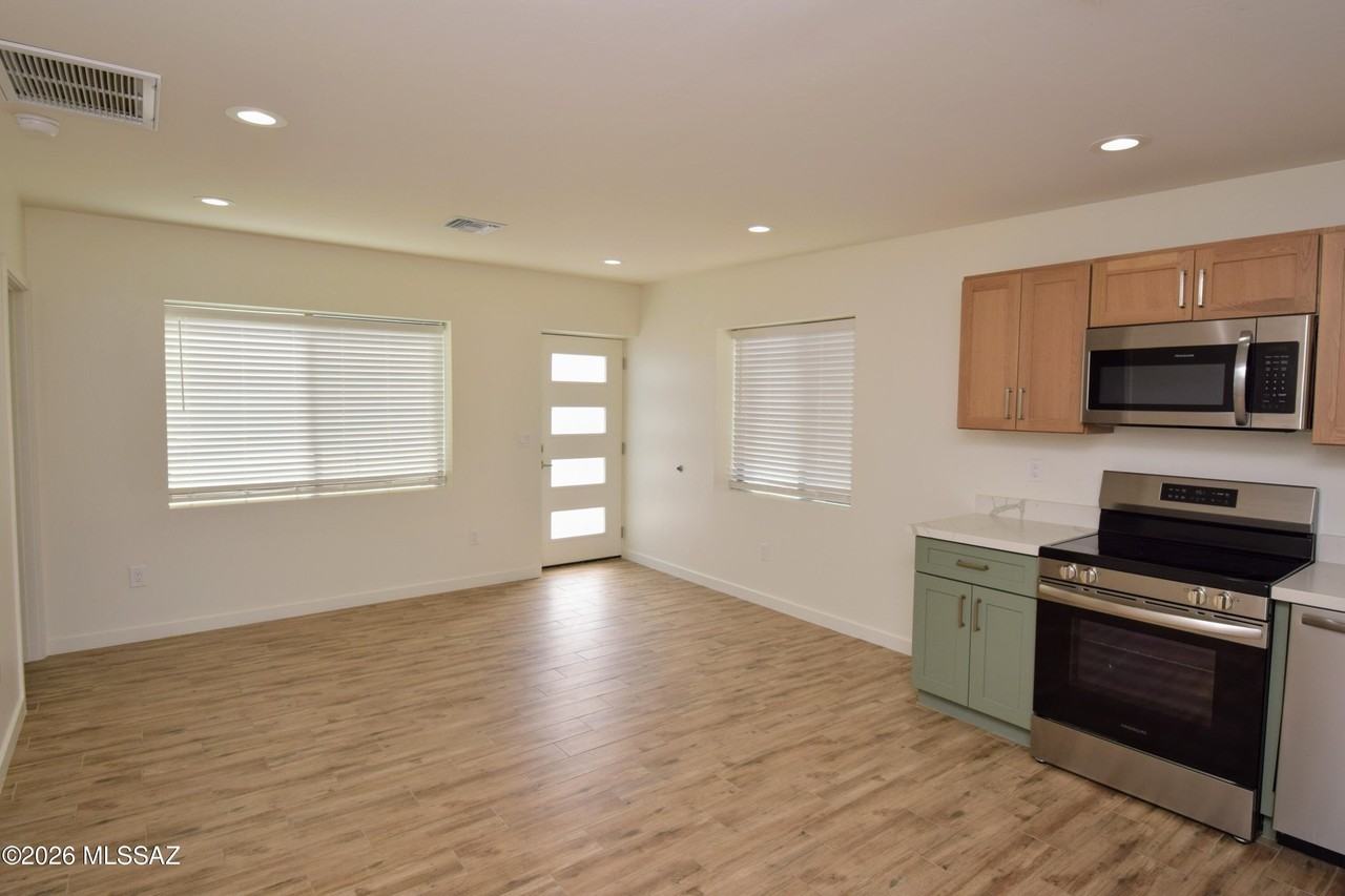 5116 E Pima St - Photo 6 of 19