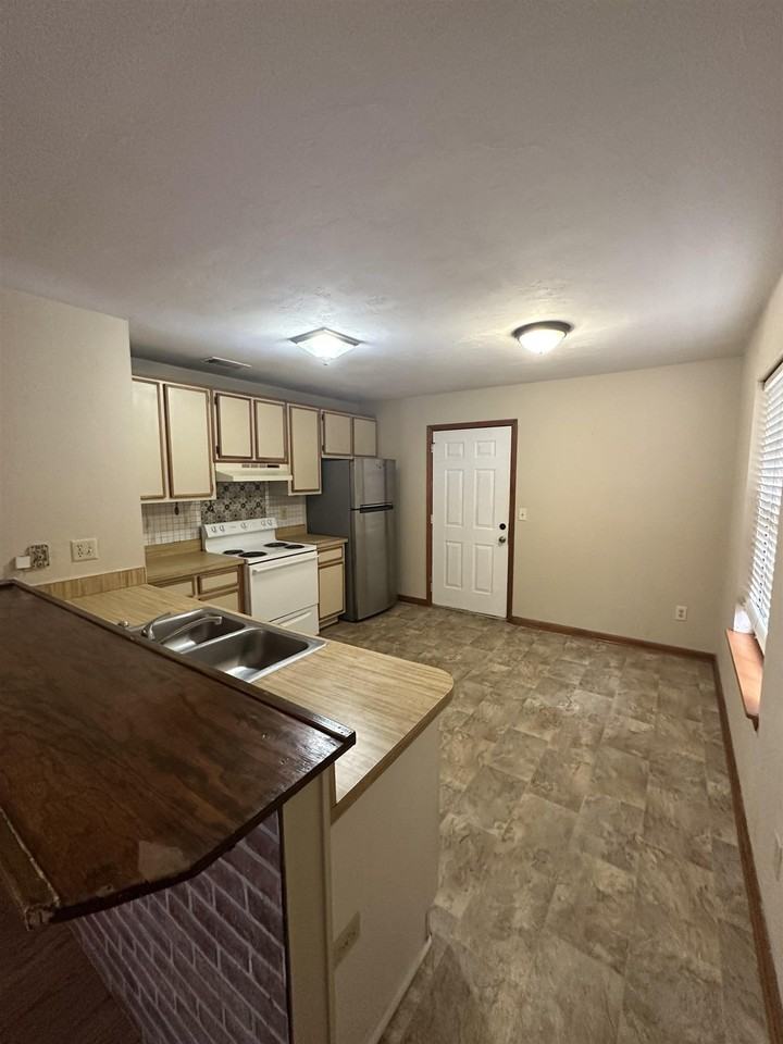 2339 Hartsfield Way - Photo 2 of 8