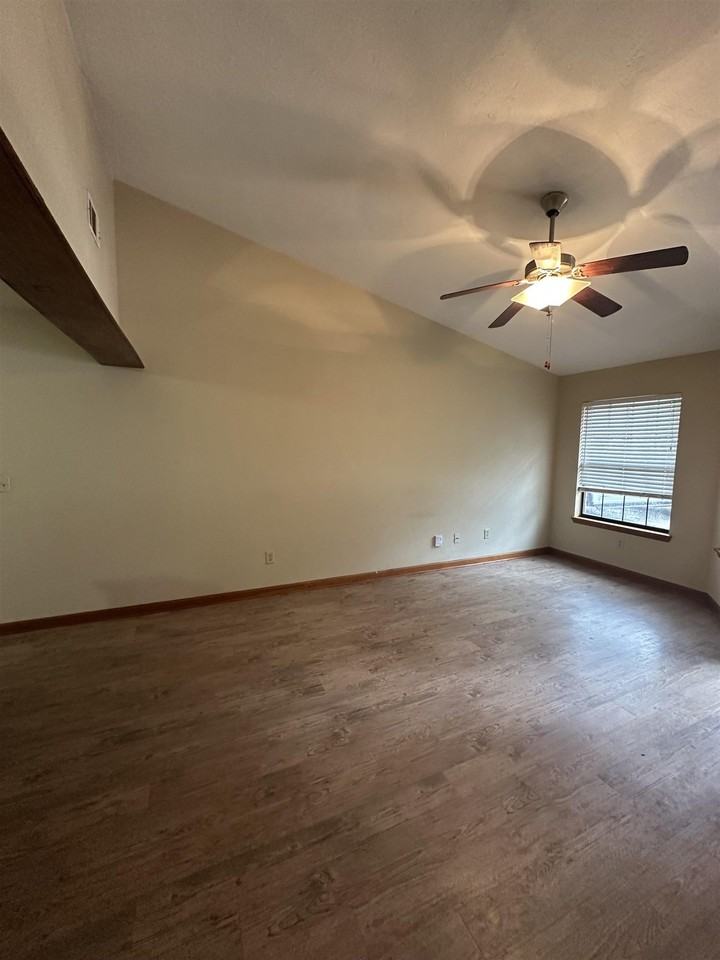 2339 Hartsfield Way - Photo 4 of 8