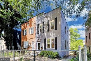 4230 Edson Pl Ne - Photo 1 of 1