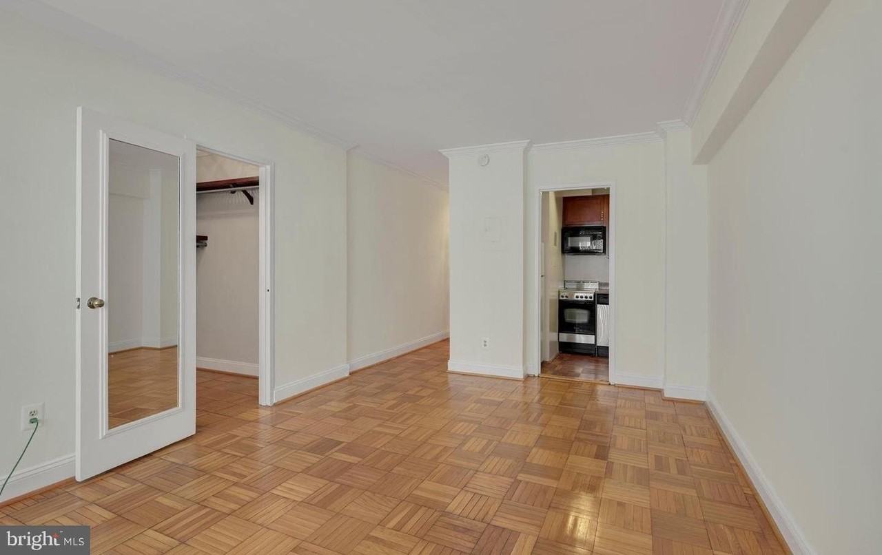 2141 I St Nw #313