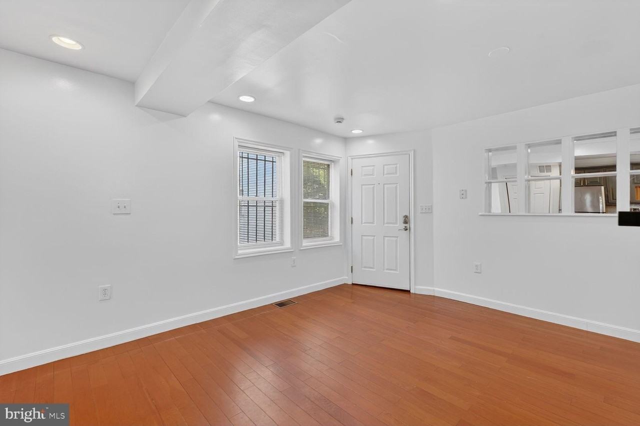 2913 8th St Se #3101 - Photo 4 of 33