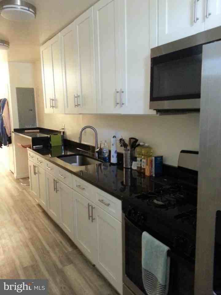 4630 Brooks St Ne - Photo 2 of 11