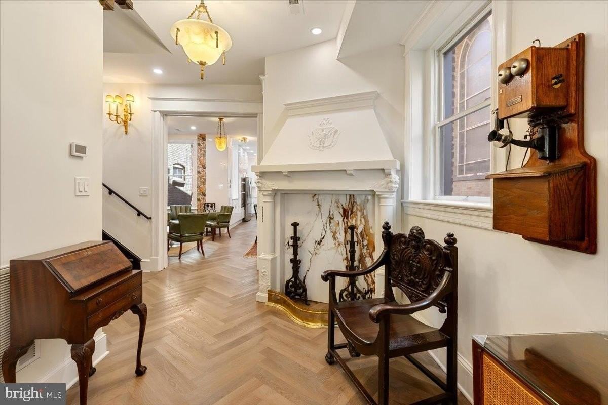 2715 13th St Nw #A - Photo 7 of 43