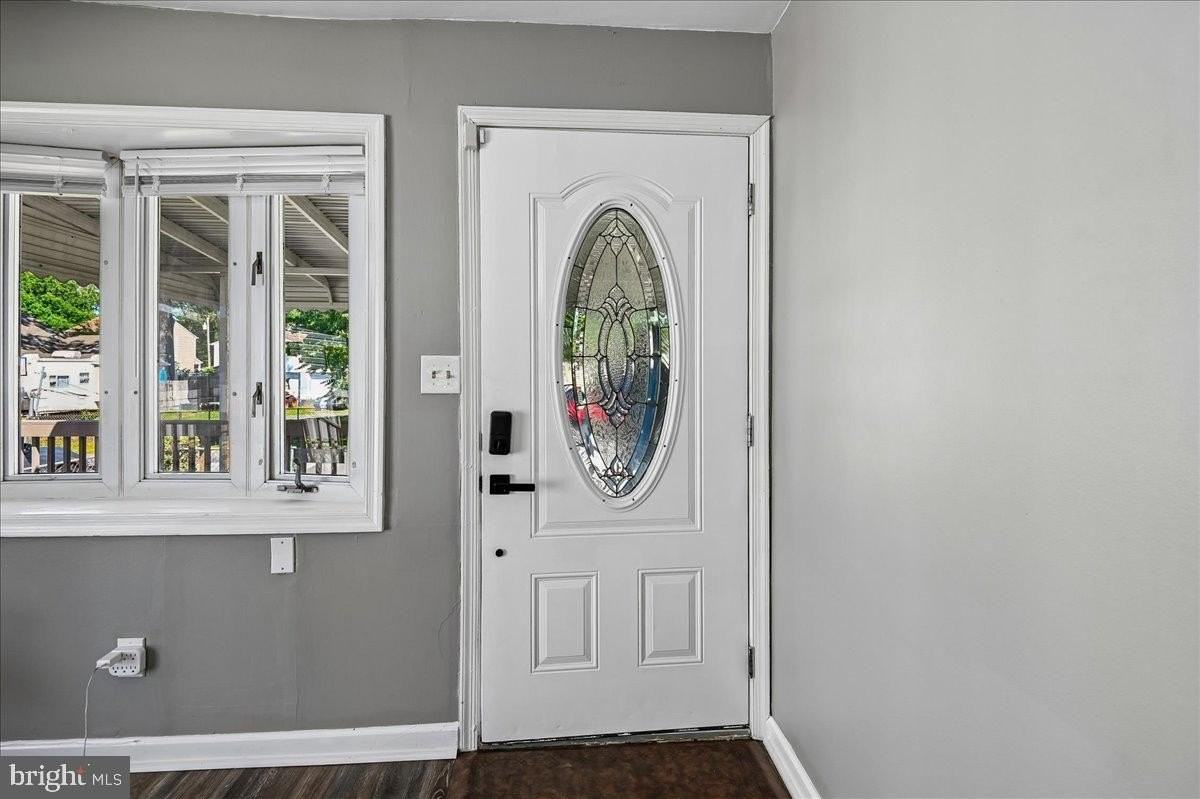 765 202nd St - Photo 4 of 20