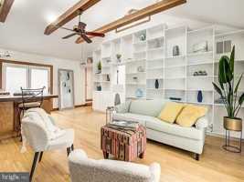 featured image of 1121 Tyler Ave #1A