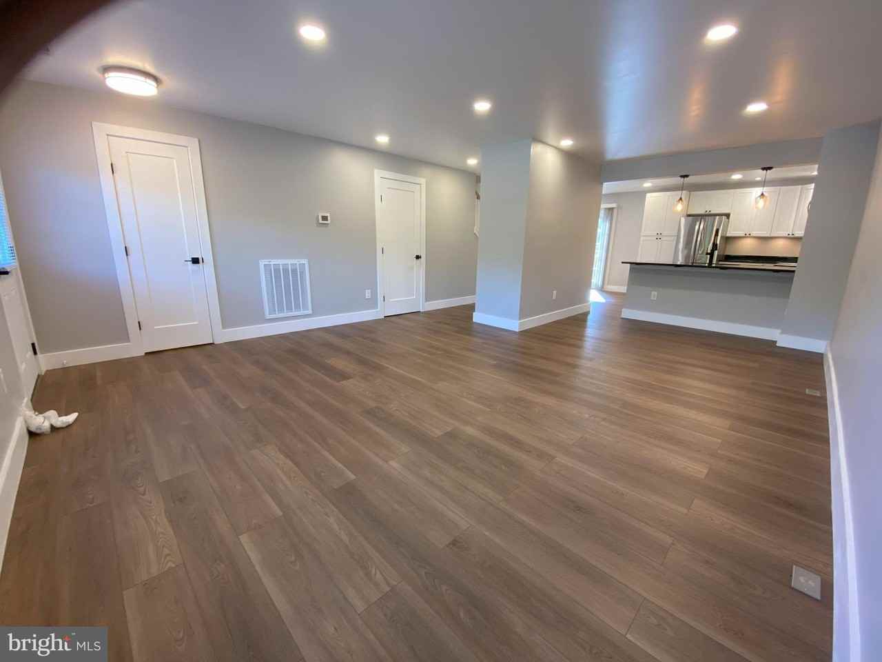 1699 Hart Ct - Photo 5 of 46