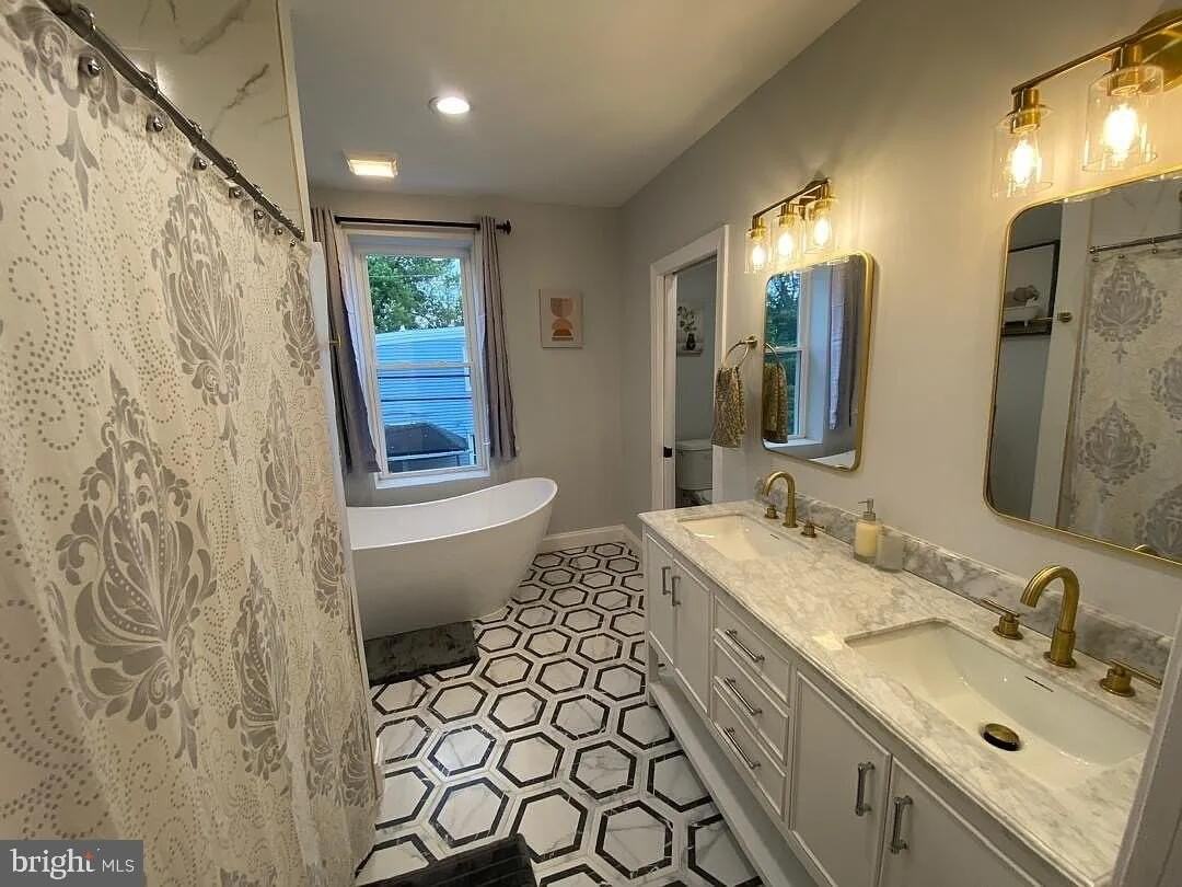 2912 Grindon Ave - Photo 7 of 34