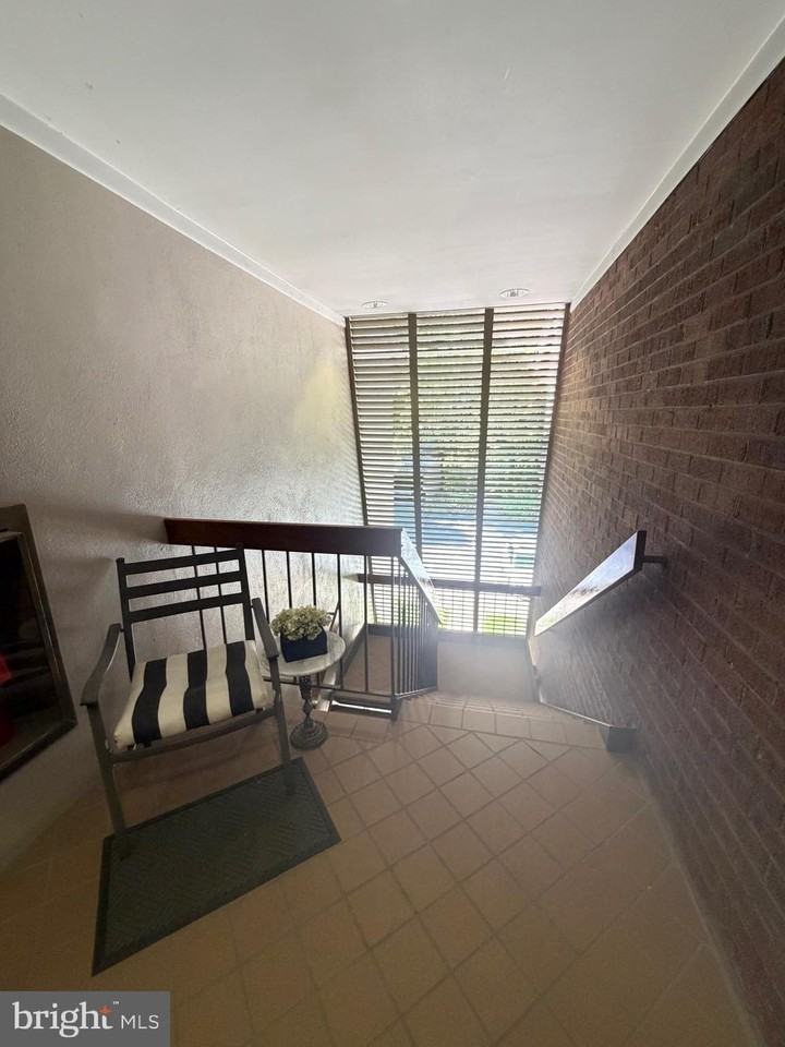 120 Cross Keys Rd #E - Photo 2 of 18