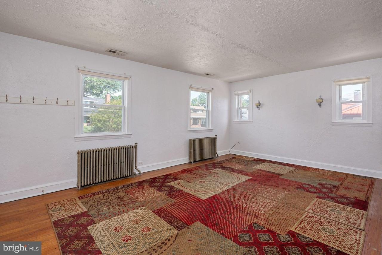 5107 Leeds Ave #2 - Photo 4 of 10